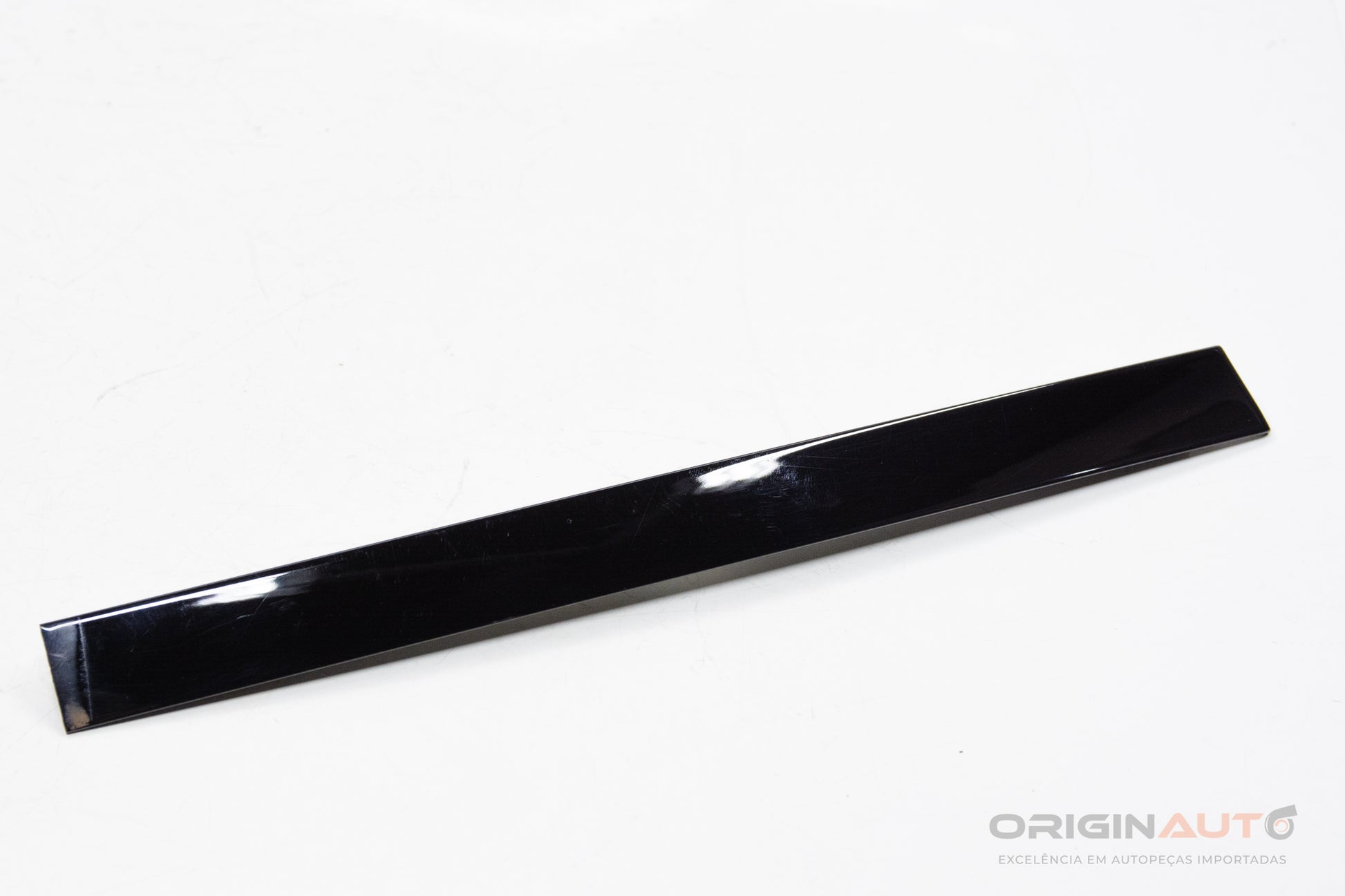 Barra Janela Black Piano Porta T/D Mercedes C200 W205 2019 A2057300419