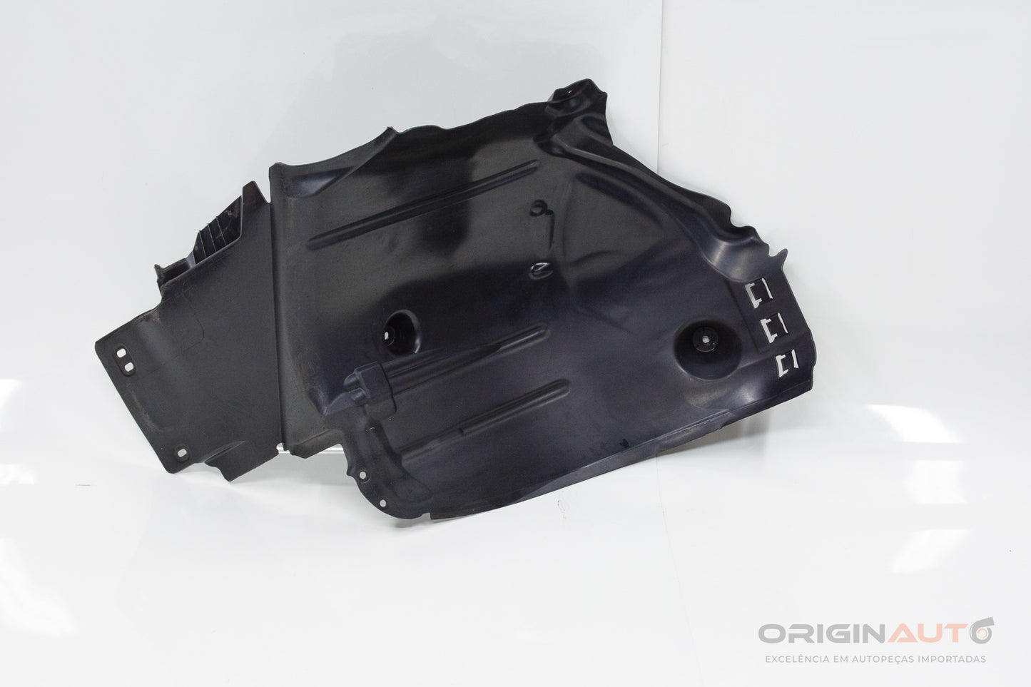 Capa Parabarro Dianteira Esquerda Mercedes C200 W205 2019 A2056913300