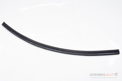 Borracha Superior Parachoque Dianteira Mercedes C200 W205 2019 A2056281300