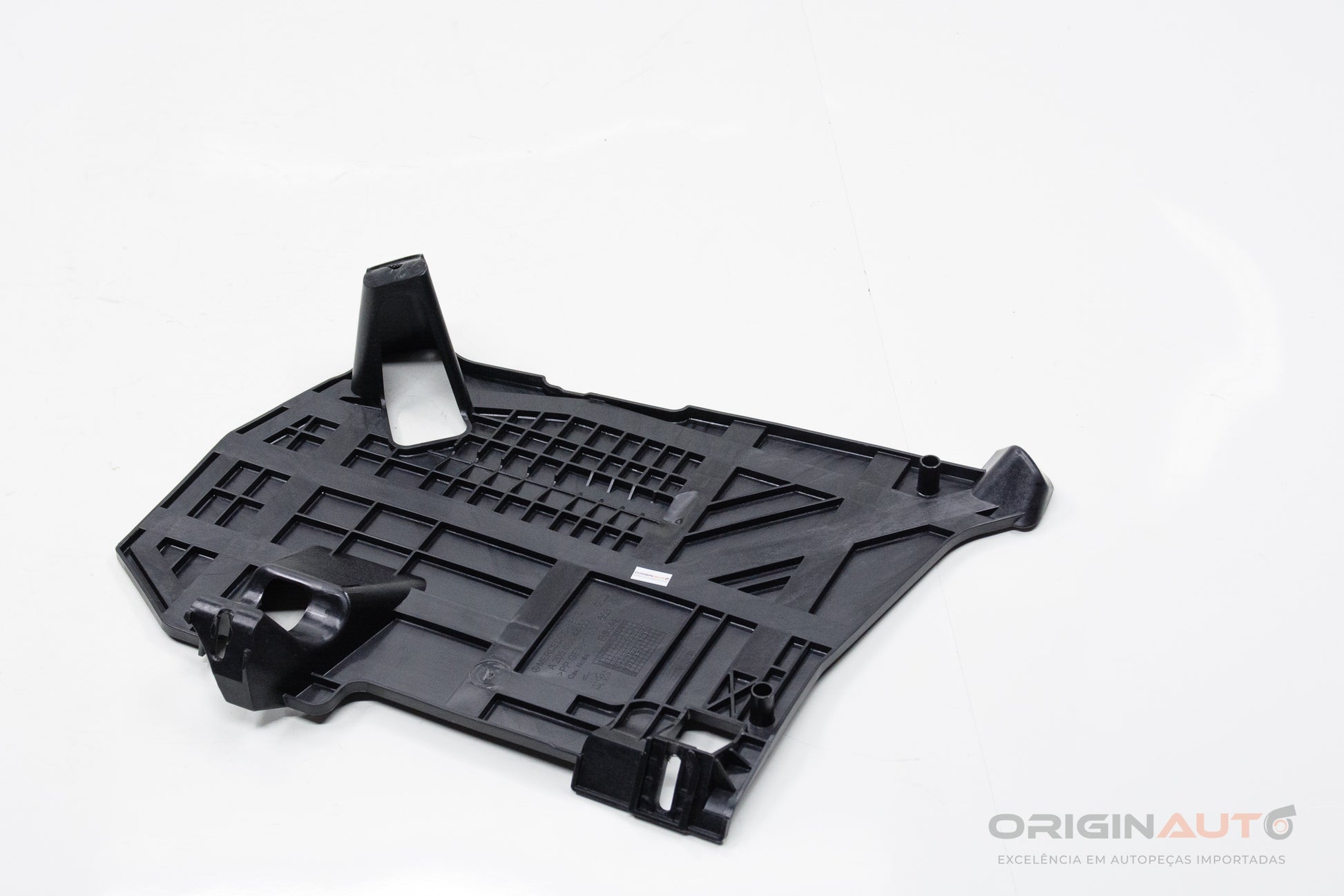 Acabamento Assoalho Carona Mercedes C200 W205 2019 A2056844400