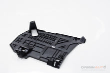 Acabamento Assoalho Carona Mercedes C200 W205 2019 A2056844400