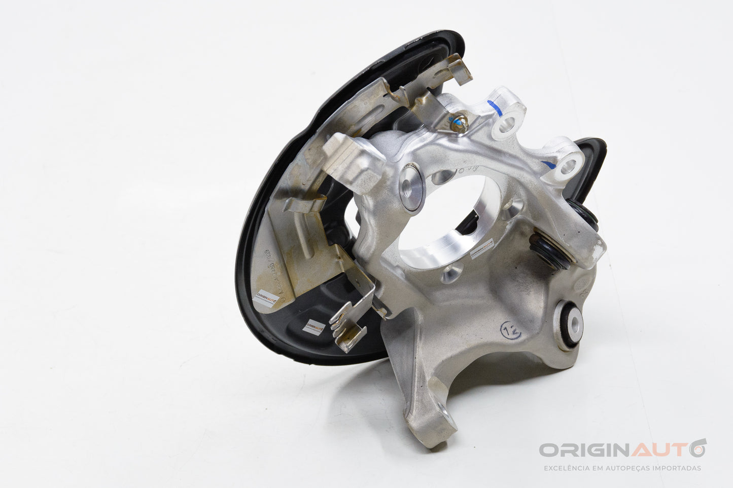 Montante Manga Eixo Traseiro Direito Mercedes C200 2019 A2053572600 A2053500241