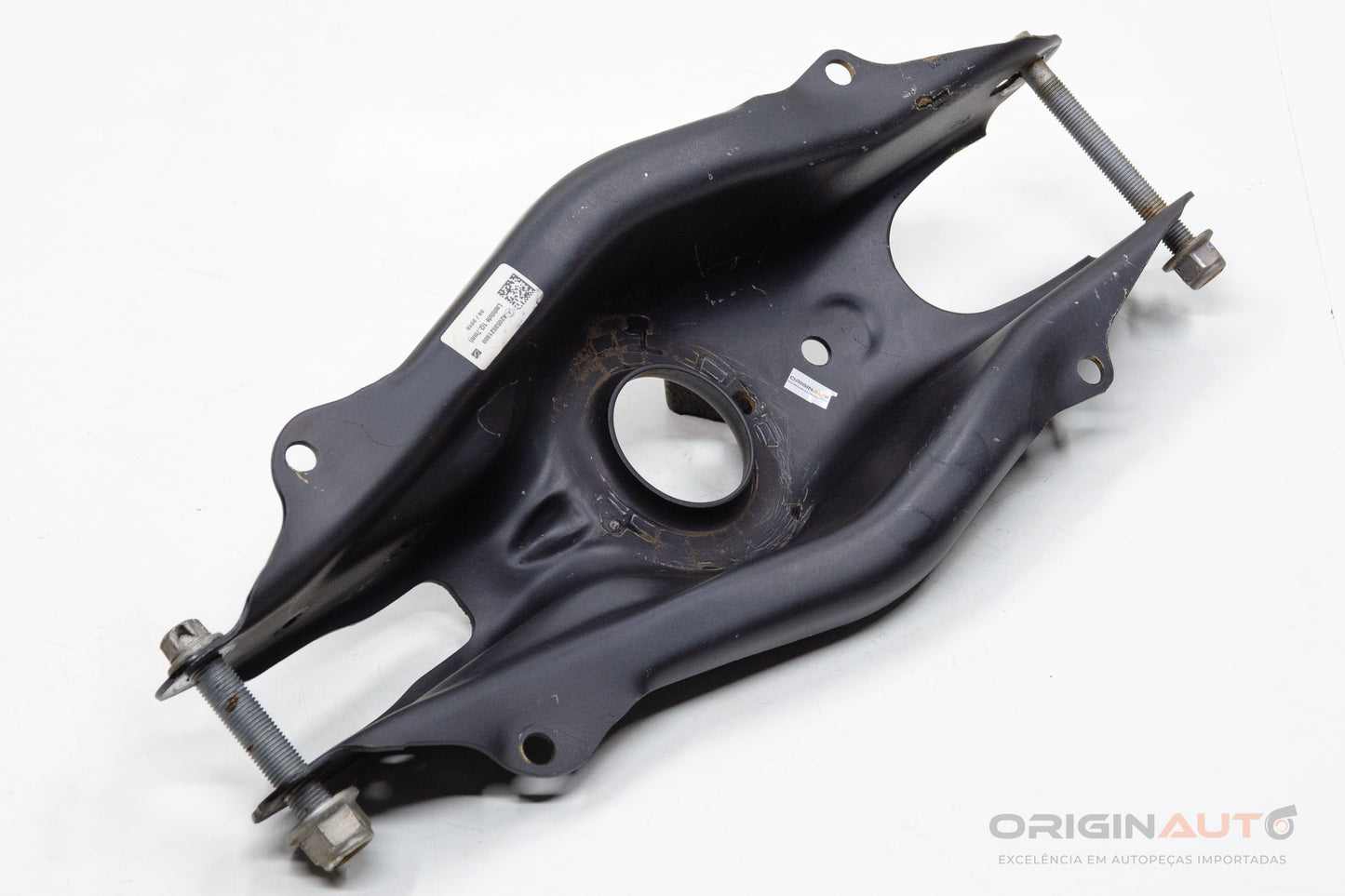 Bandeja Suspensao Traseira Direita Mercedes C200 W205 2019 A2053521900