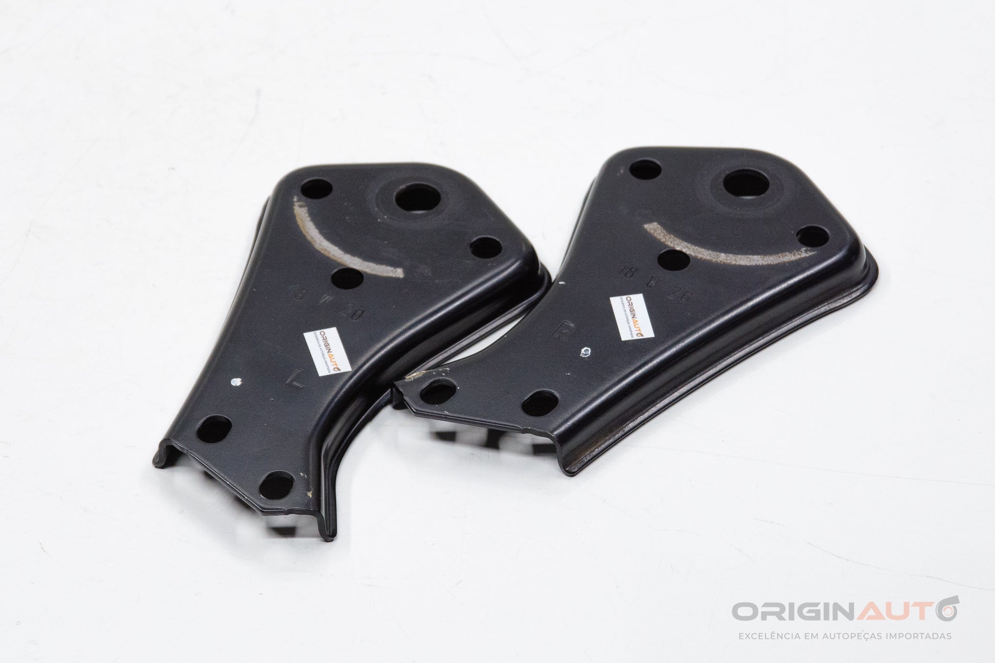 Par Suporte Agregado Dian Mercedes C200 W205 2019 A2053520800