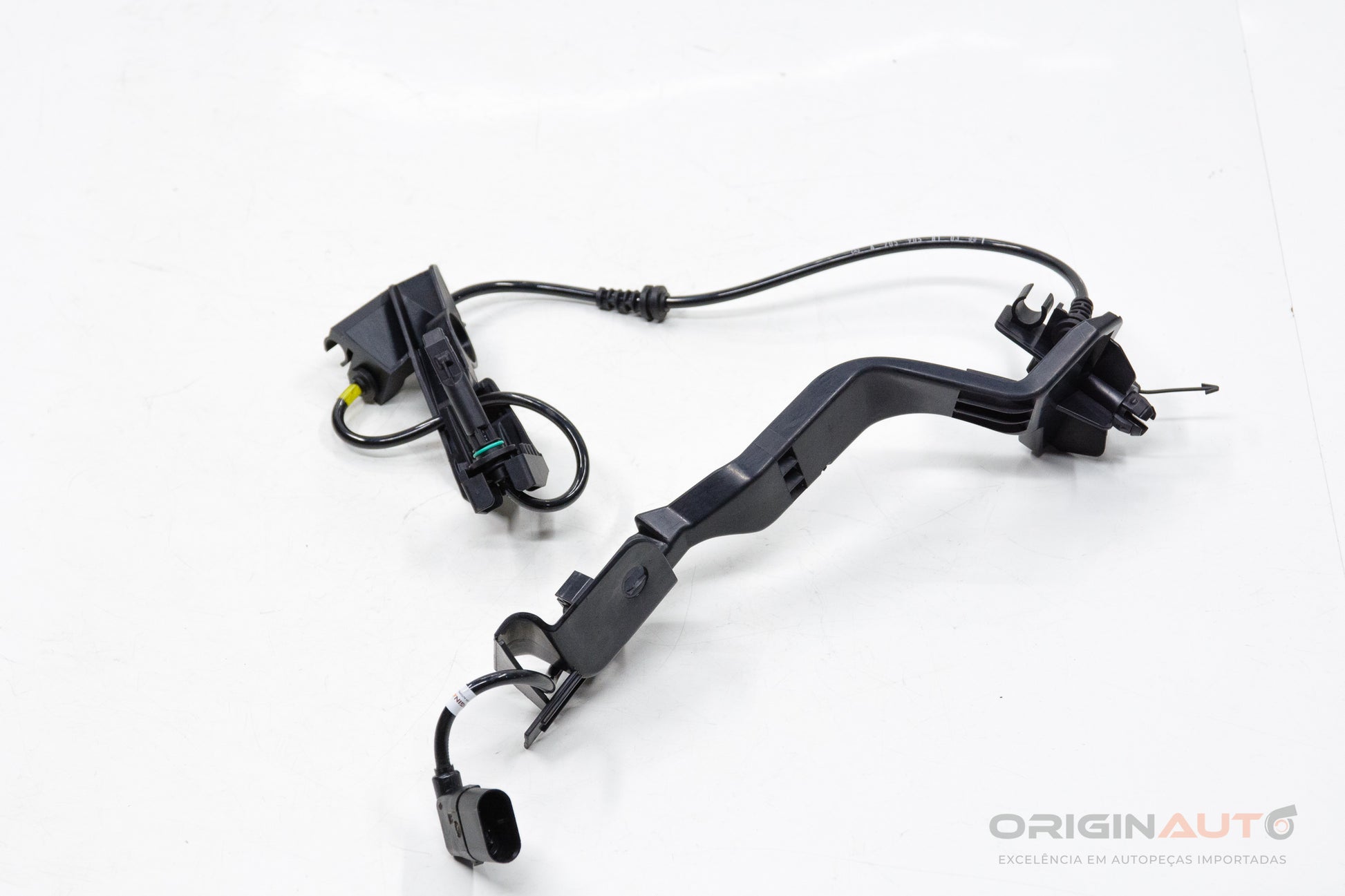 Sensor Abs Rotacao D/E Mercedes C200 W205 2019 A2059058103