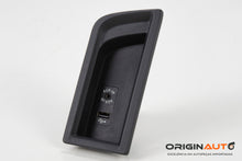 Moldura Acabamento C/ Auxiliar Usb Bmw 320I 2014 9207357