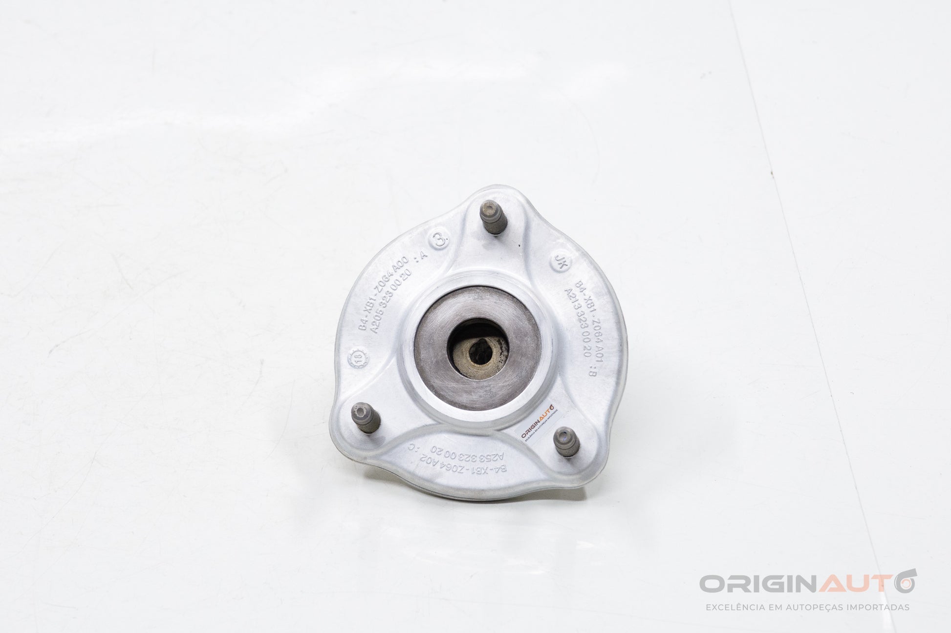 Coxim Rolamento Amortecedor Dianteiro Mercedes C200 W205 2019 A2053230020