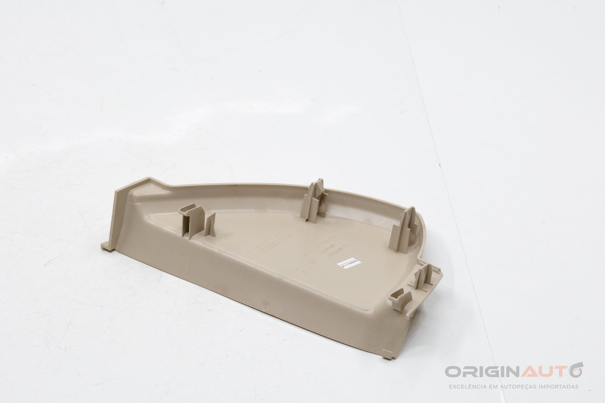 Acabamento Capa Painel Esquerdo Mercedes C200 W205 2019 A2056801107