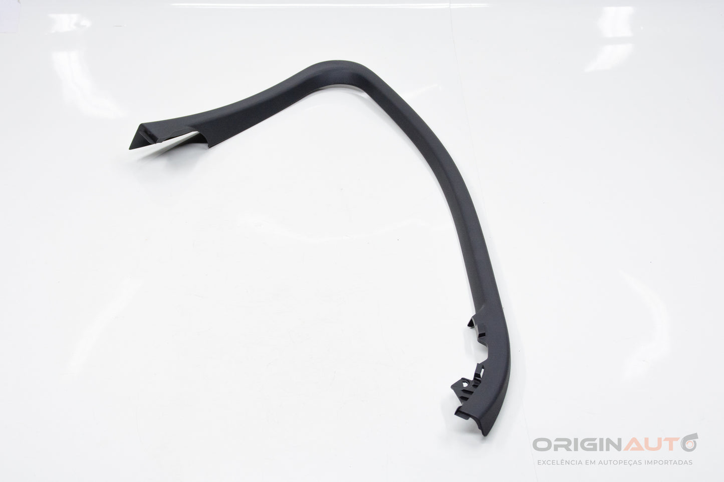 Canaleta Dianteira Esquerda Mercedes C200 W205 2019 A2057270171