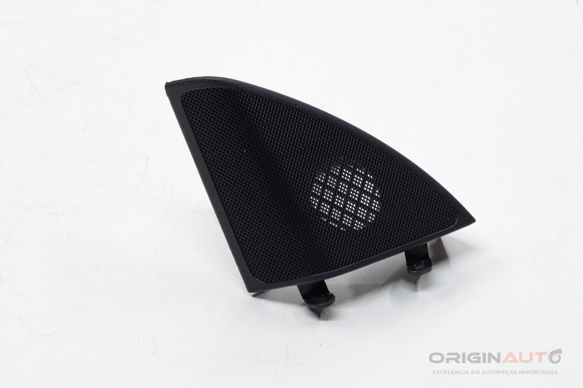 Acabamentotweeter D/E Mercedes C200 W205 2019 A2057200148