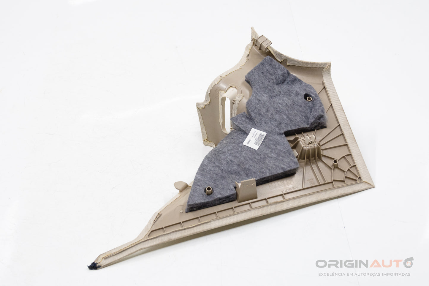 Moldura Acabamento Coluna C Esquerda Mercedes C200 W205 2019 A2056907704