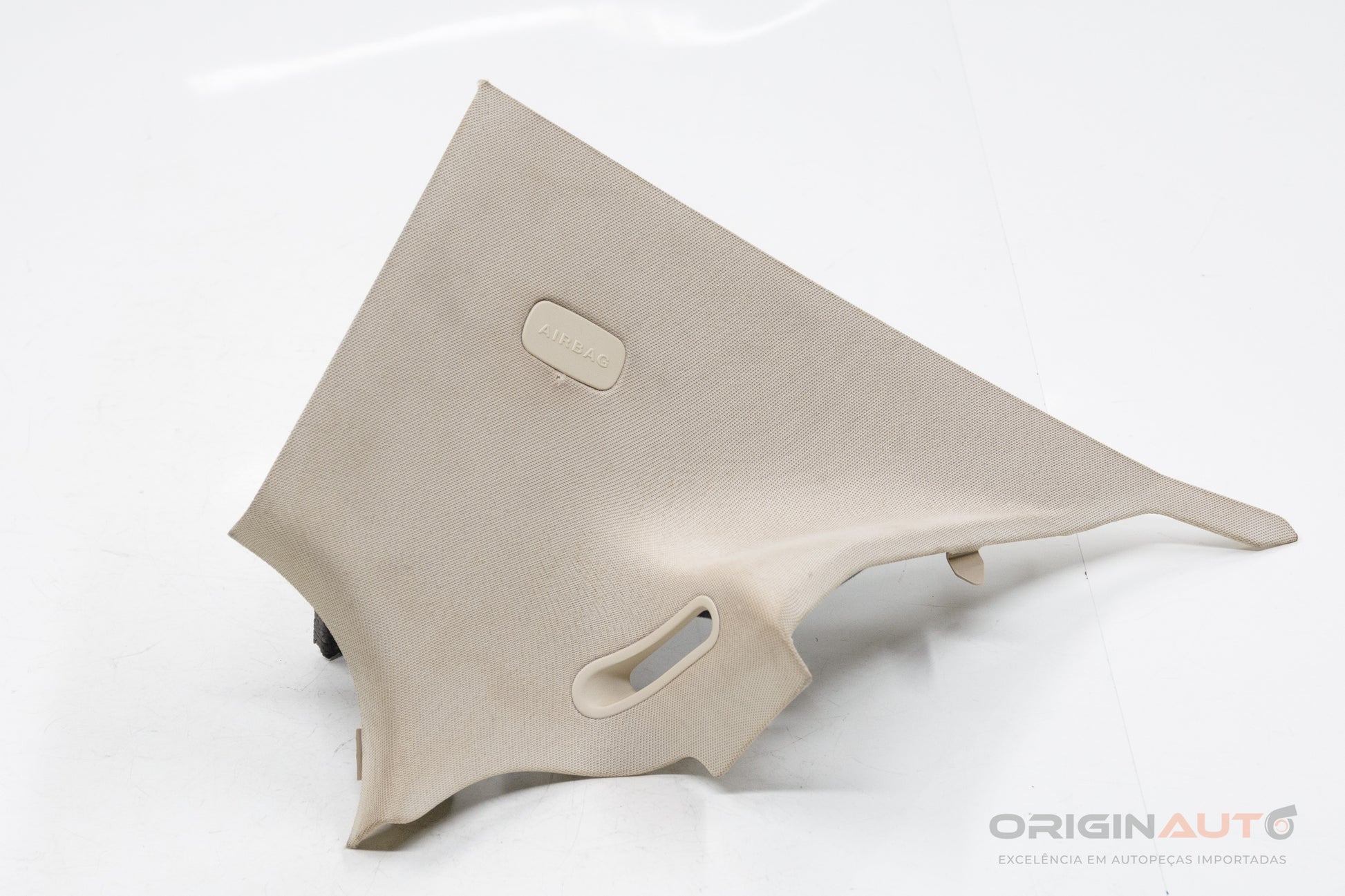 Moldura Acabamento Coluna C Direita Mercedes C200 W205 2019 A2056907804