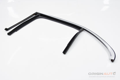 Canaleta Externa Porta Traseira Esquerda Mercedes C200 W205 2019