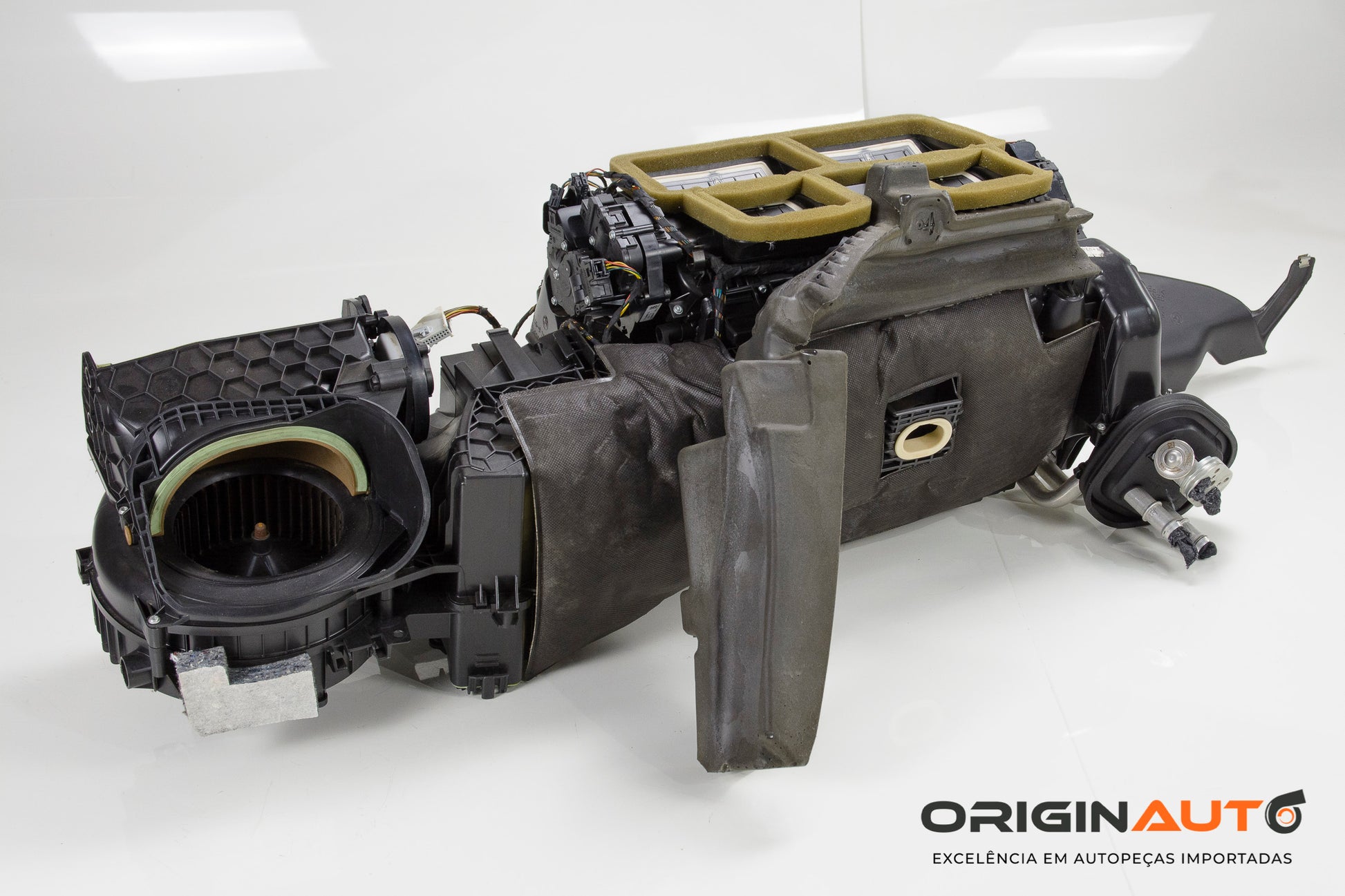 Caixa Evaporadora Ar Condicionado Bmw 320I 2014 9237548