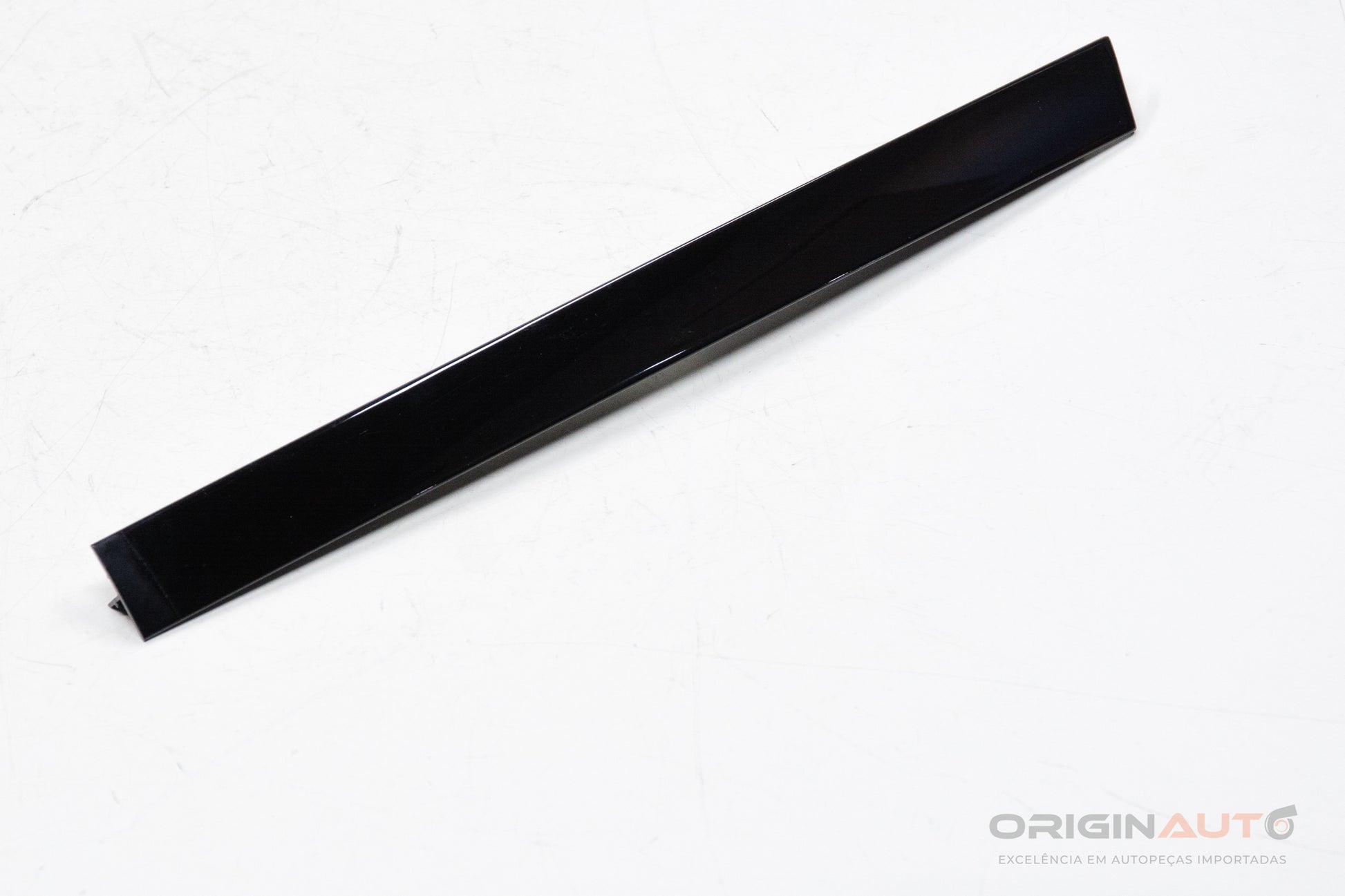 Barra Janela Black Piano Porta T/E Mercedes C200 W205 2019 A2057300319