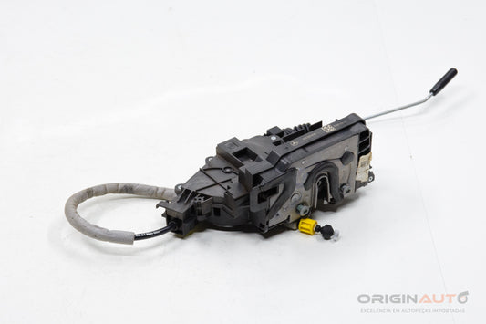 Fechadura Eletrica Traseira Esquerda Mercedes C200 W205 2019 A2220064099