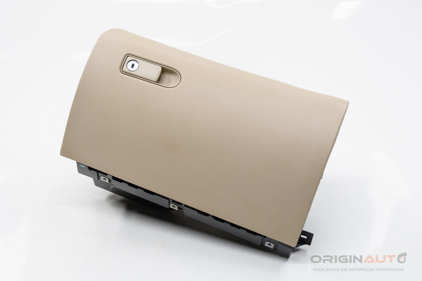 Porta Luva Mercedes C200 W205 2019 A2056803205