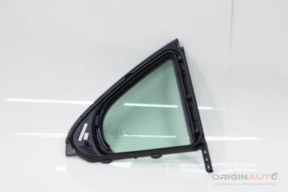 Vidro Vigia Traseiro Esquerdo Mercedes C200 W205 2019 A2057300055