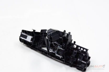 Macaneta Externa Traseira Esquerda Mercedes C200 2019 A0997601700 A0997601559