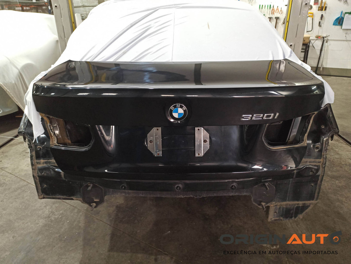 Tampa Traseira Porta Malas Bmw 320I F30 2014