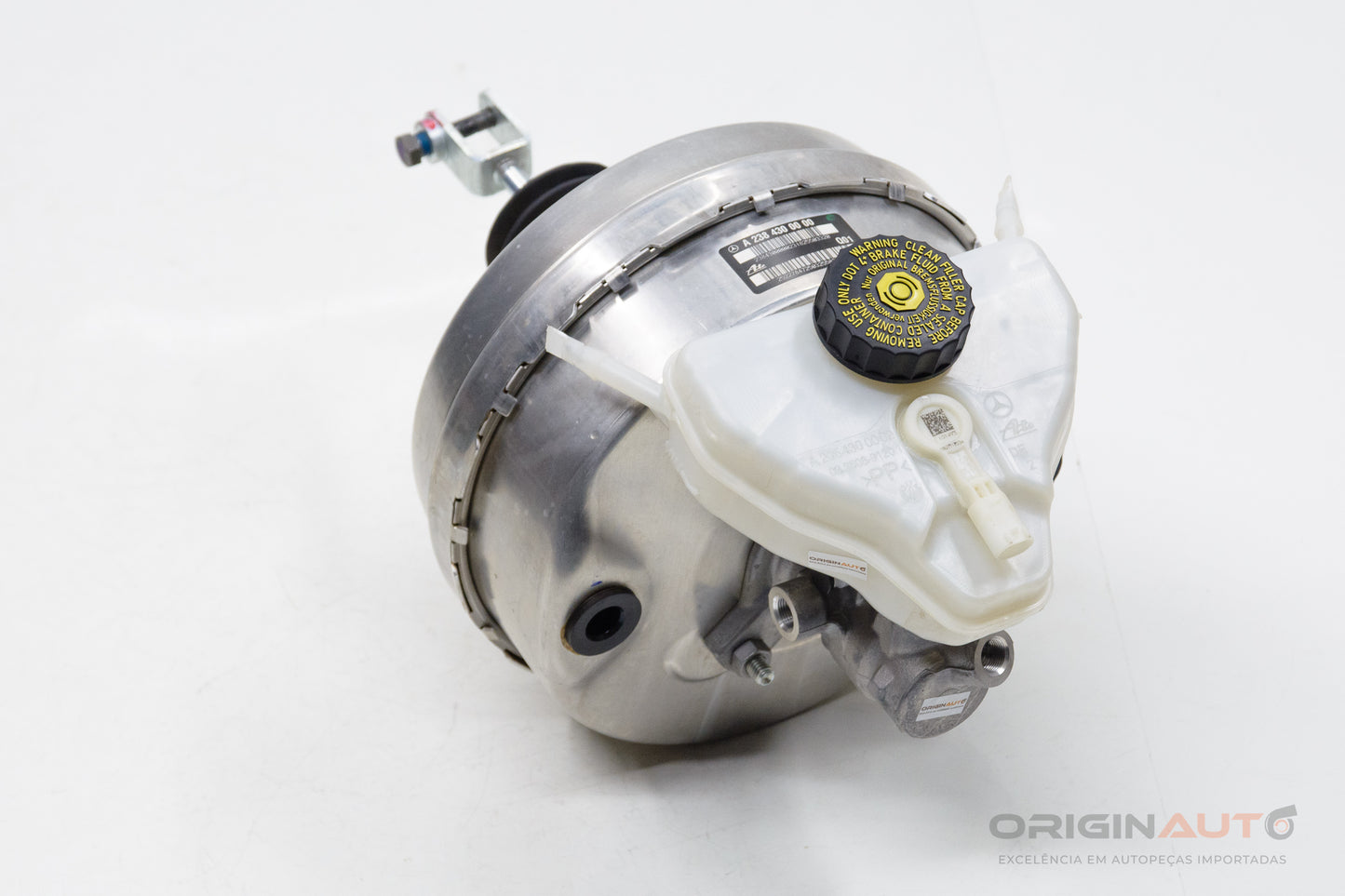 Bomba Hidrovacuo Cilindro Mestre Mercedes C200 W205 2019 A2384300000