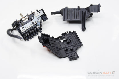 Caixa Fusiveis Interna Mercedes C200 W205 2019 A2055408095