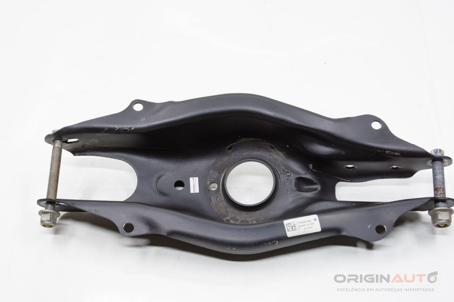 Bandeja Suspensao Traseira Esquerda Mercedes C200 W205 2019 A2053521900