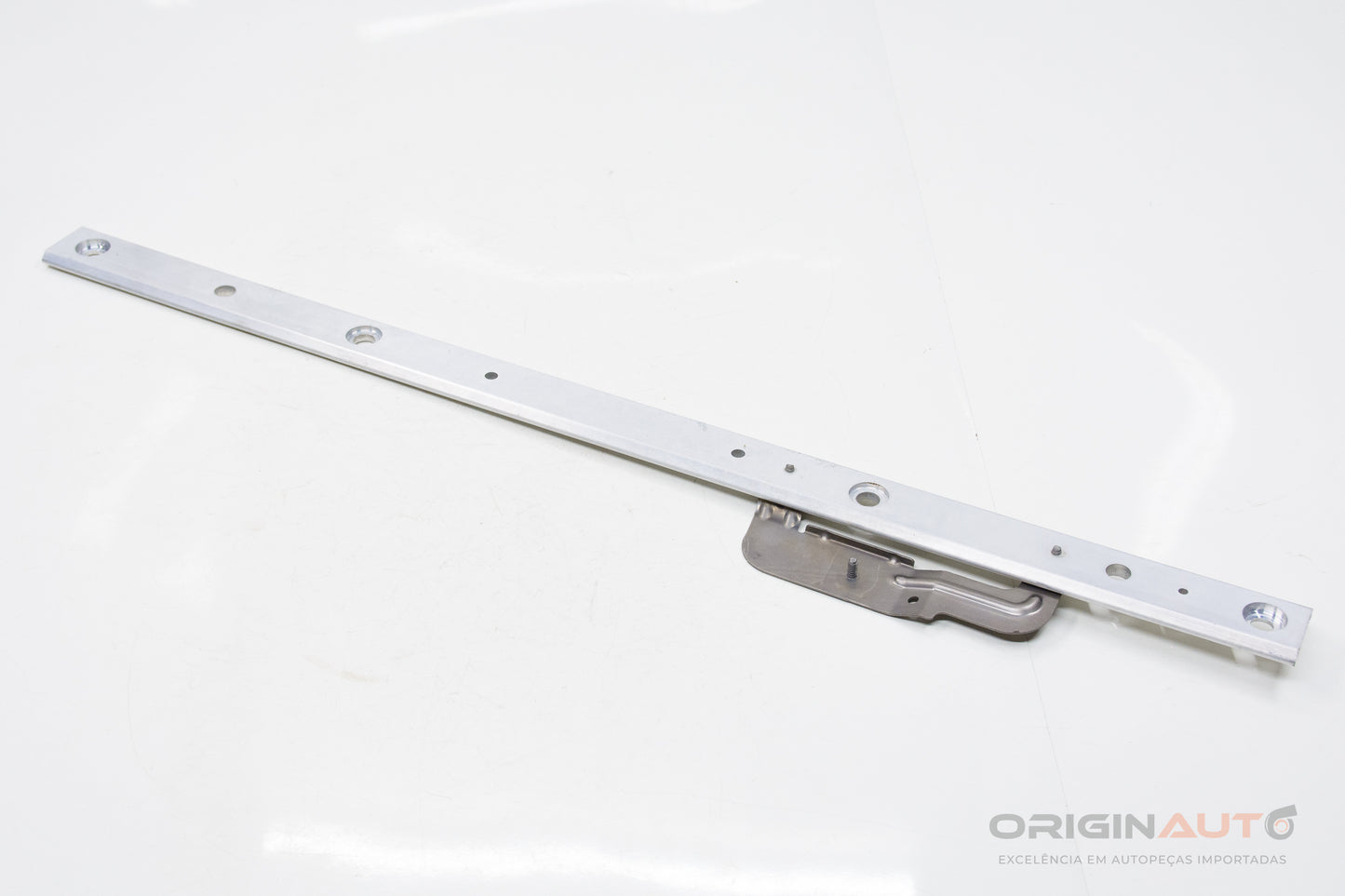 Travessa Assoalho Motor Mercedes C200 W205 2019 A2136195000