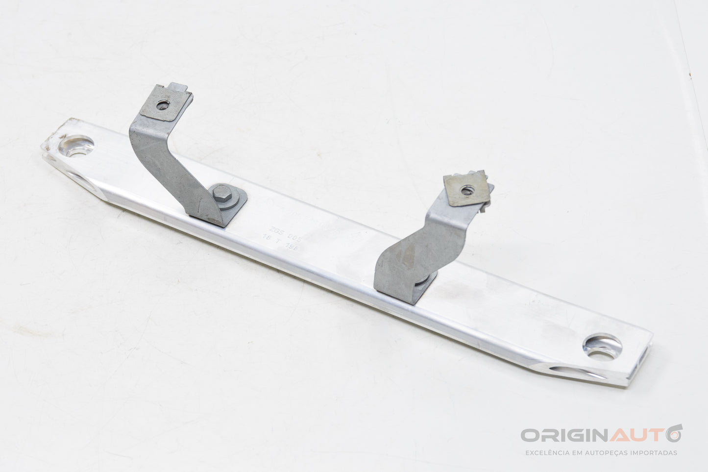 Travessa Assoalho Tunel Dianteiro Mercedes C200 W205 2019 A2056190025