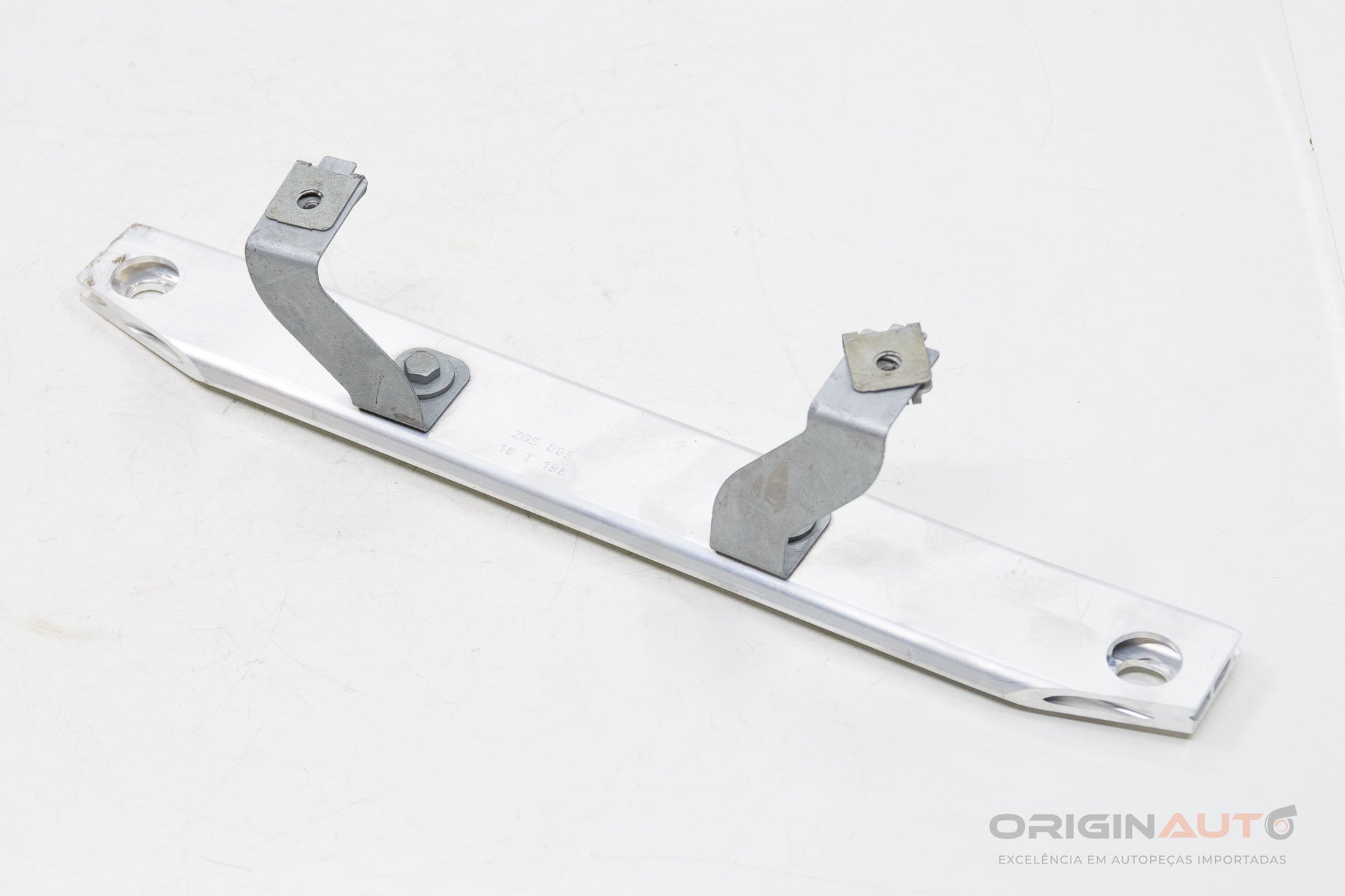 Travessa Assoalho Tunel Dianteiro Mercedes C200 W205 2019 A2056190025