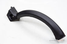 Moldura Dobradica Tampa Traseira Esquerda C200 W205 2019 A2058212300