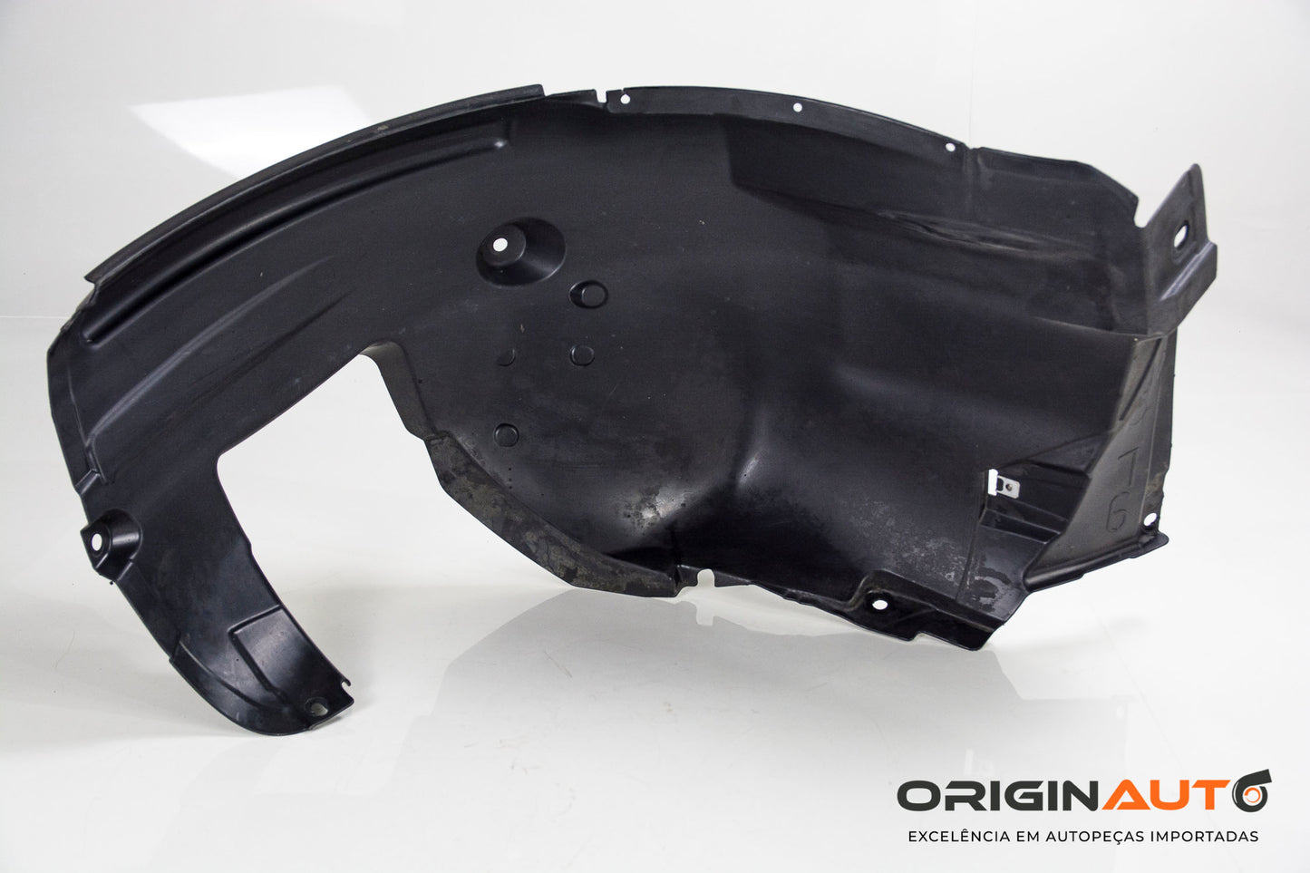 Capa Parabarro Dianteira Esquerda Bmw 335I E90 2010 7059377 7485061