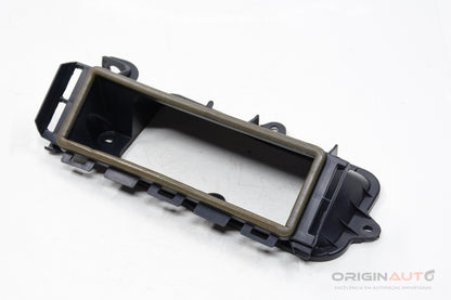 Moldura Difusor Ar Esquerdo Mercedes C200 W205 2019 A2058308104