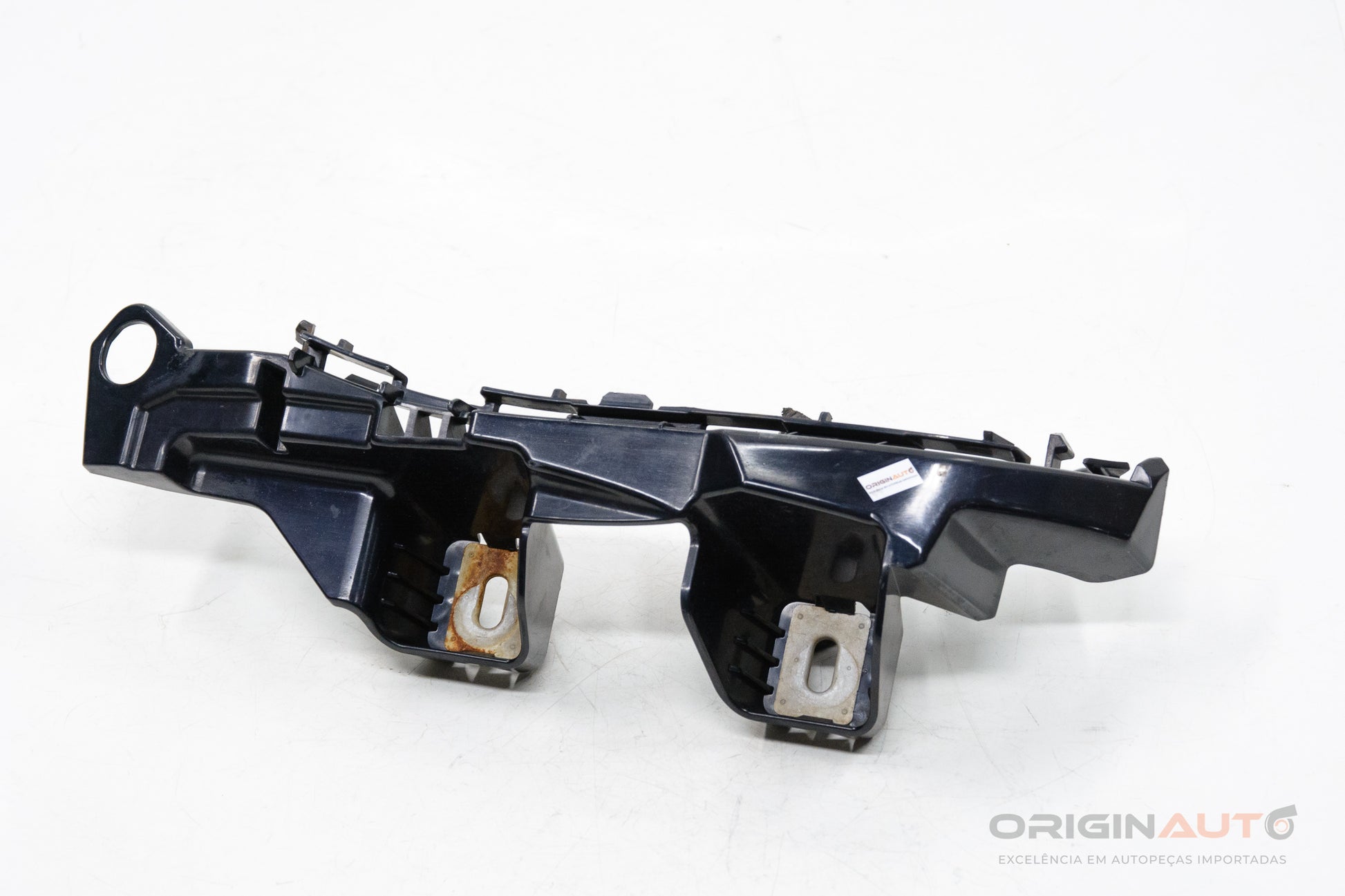 Guia Parachoque Traseiro Direito Mercedes C200 W205 2019 A2058850465