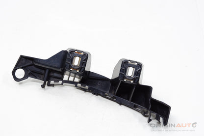 Guia Parachoque Traseiro Direito Mercedes C200 W205 2019 A2058850465