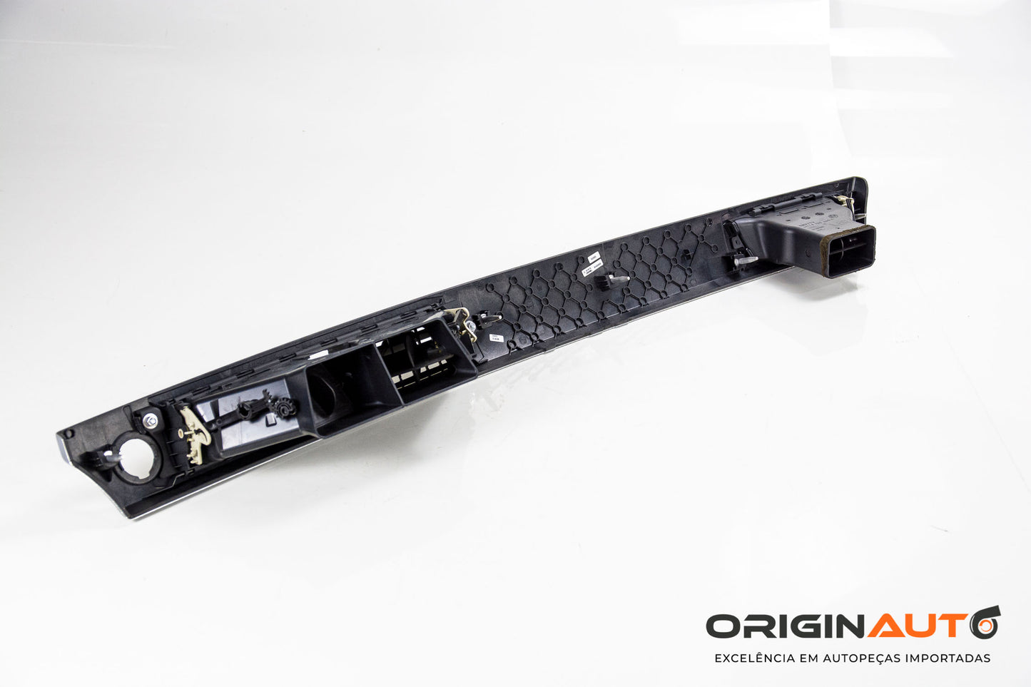 Moldura Central Capa Painel C/ Difusor Central Bmw 335I E90 2010 9148069