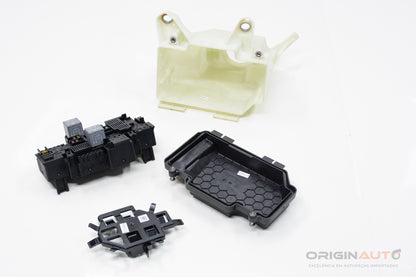 Caixa Fusiveis Motor Mercedes C200 W205 2019 A2139065706