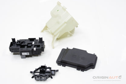 Caixa Fusiveis Motor Mercedes C200 W205 2019 A2139065706