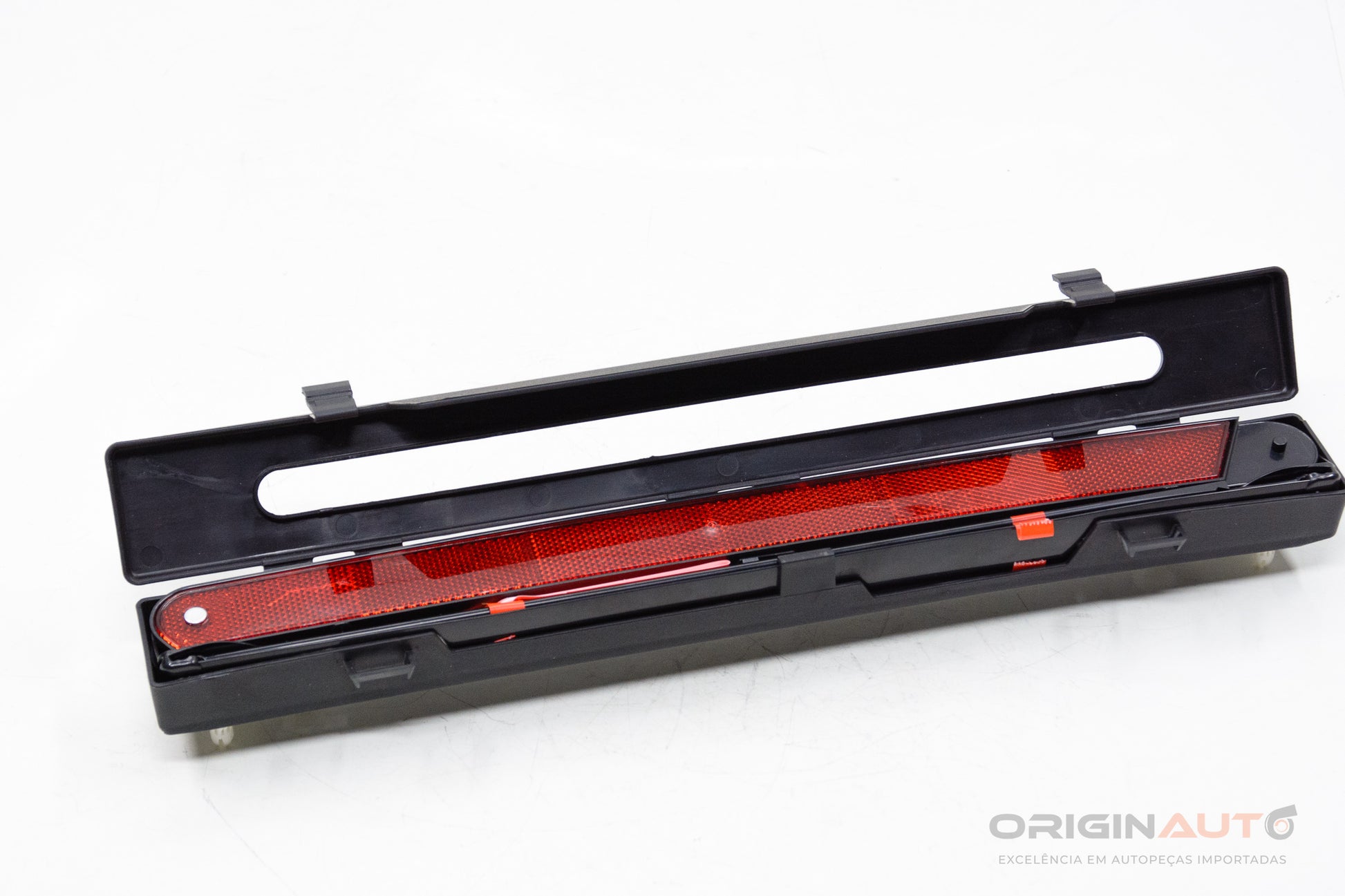 Triangulo Seguranca Mercedes C200 W205 2019 A0008900597