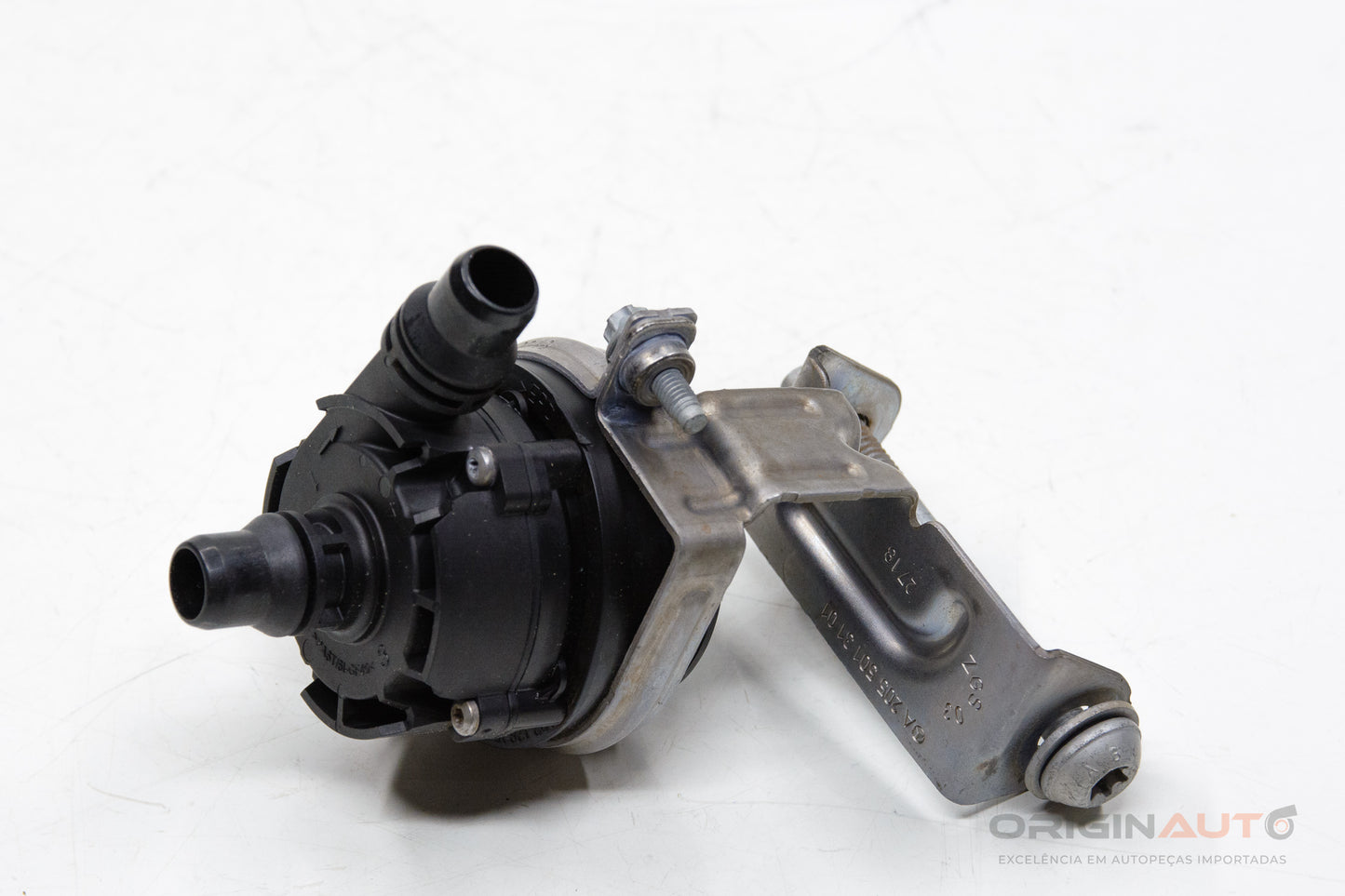 Bomba Agua Auxiliar Mercedes C200 W205 2019 A0005000900