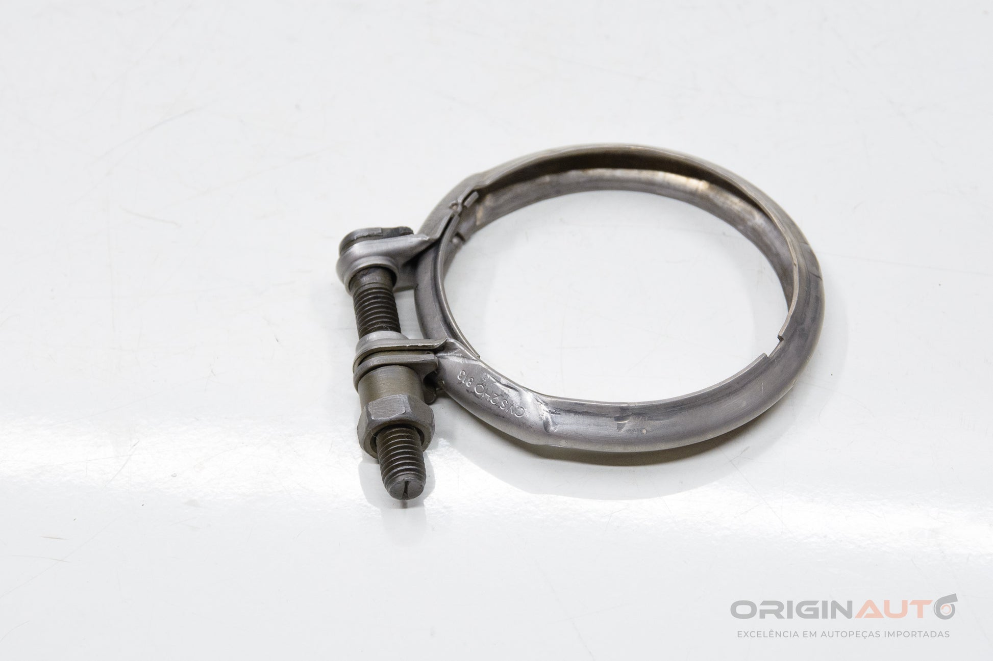 Abracadeira Escape Mercedes C200 W205 2019 A000995Xx33 A0009953033 A0009951433