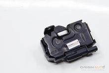 Fechadura Capo Esquerda Mercedes C200 W205 2019 A2048800260 A2048703158