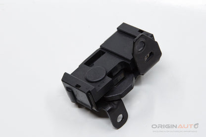 Fechadura Capo Esquerda Mercedes C200 W205 2019 A2048800260 A2048703158