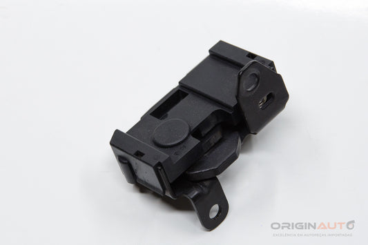 Fechadura Capo Esquerda Mercedes C200 W205 2019 A2048800260 A2048703158