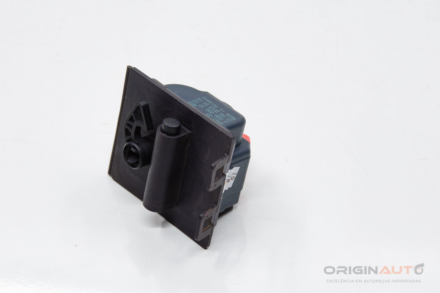 Trava Eletrica Portinhola Tanque Mercedes C200 W205 2019 A0008207703