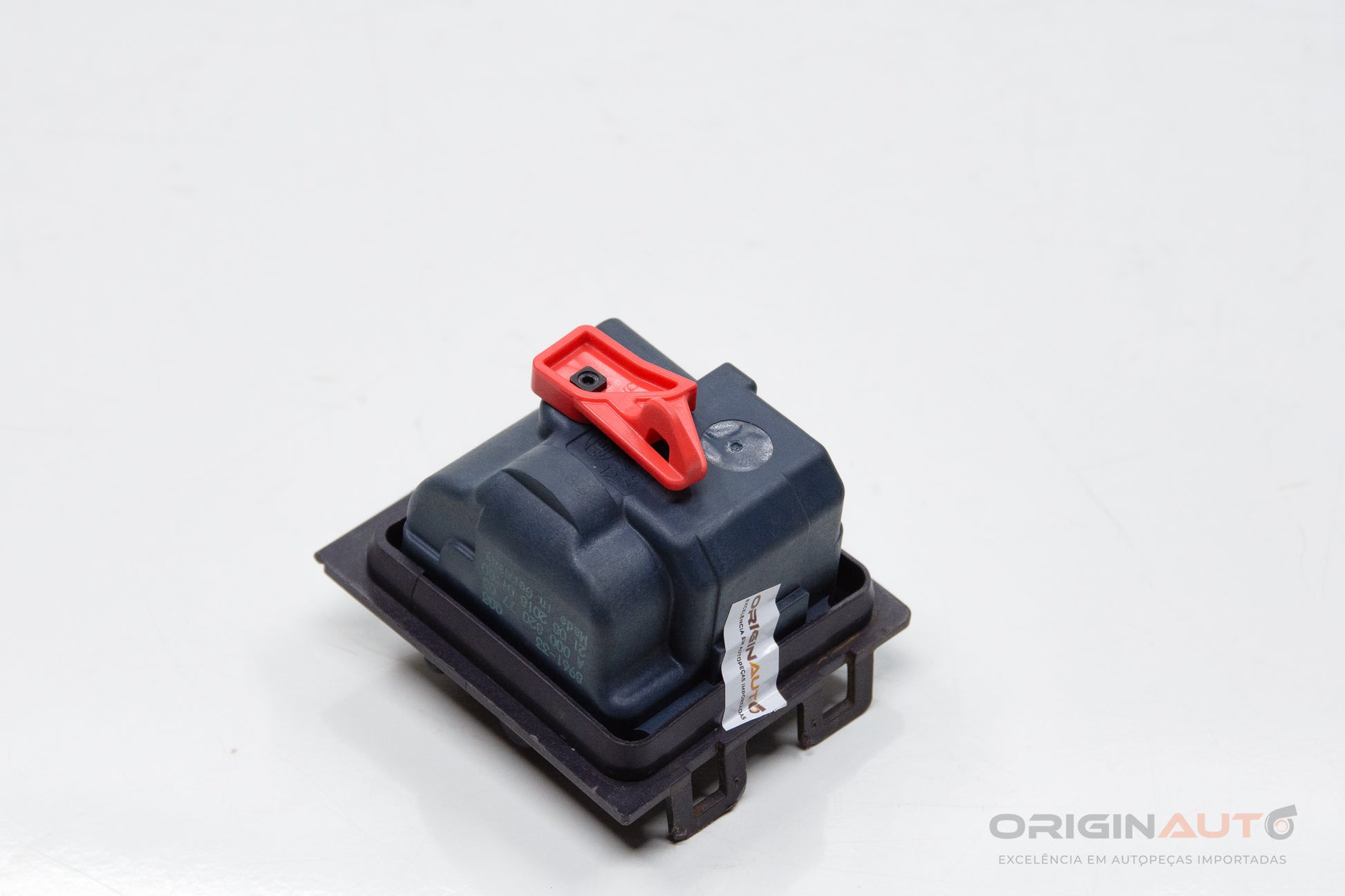 Trava Eletrica Portinhola Tanque Mercedes C200 W205 2019 A0008207703