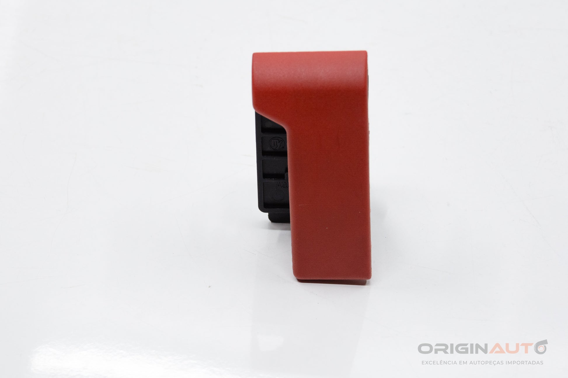 Puxador Capo Mercedes C200 W205 2019 A2048800900