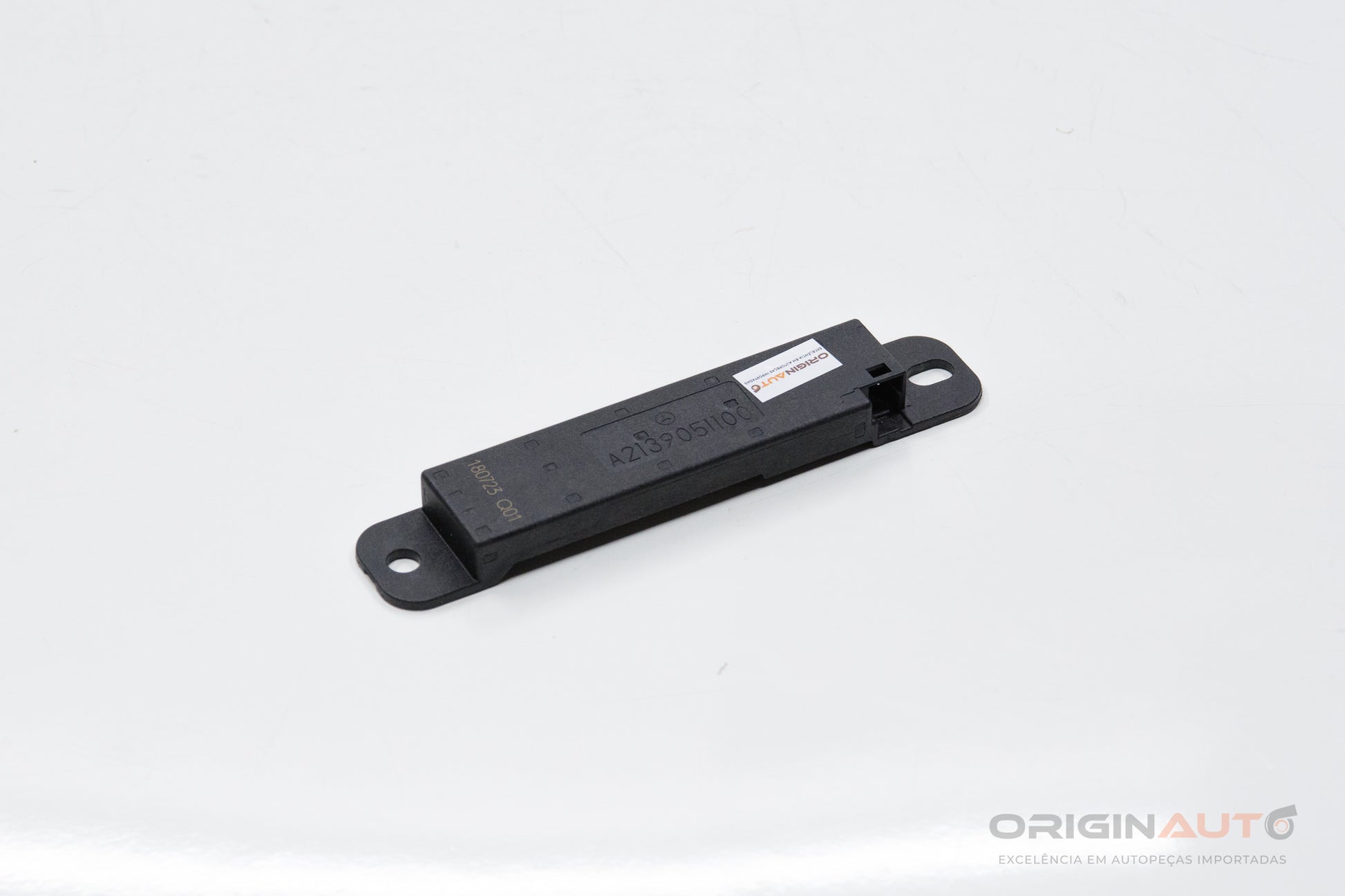 Antena Keyless Capa Painel Mercedes C200 W205 2019 A2139051100