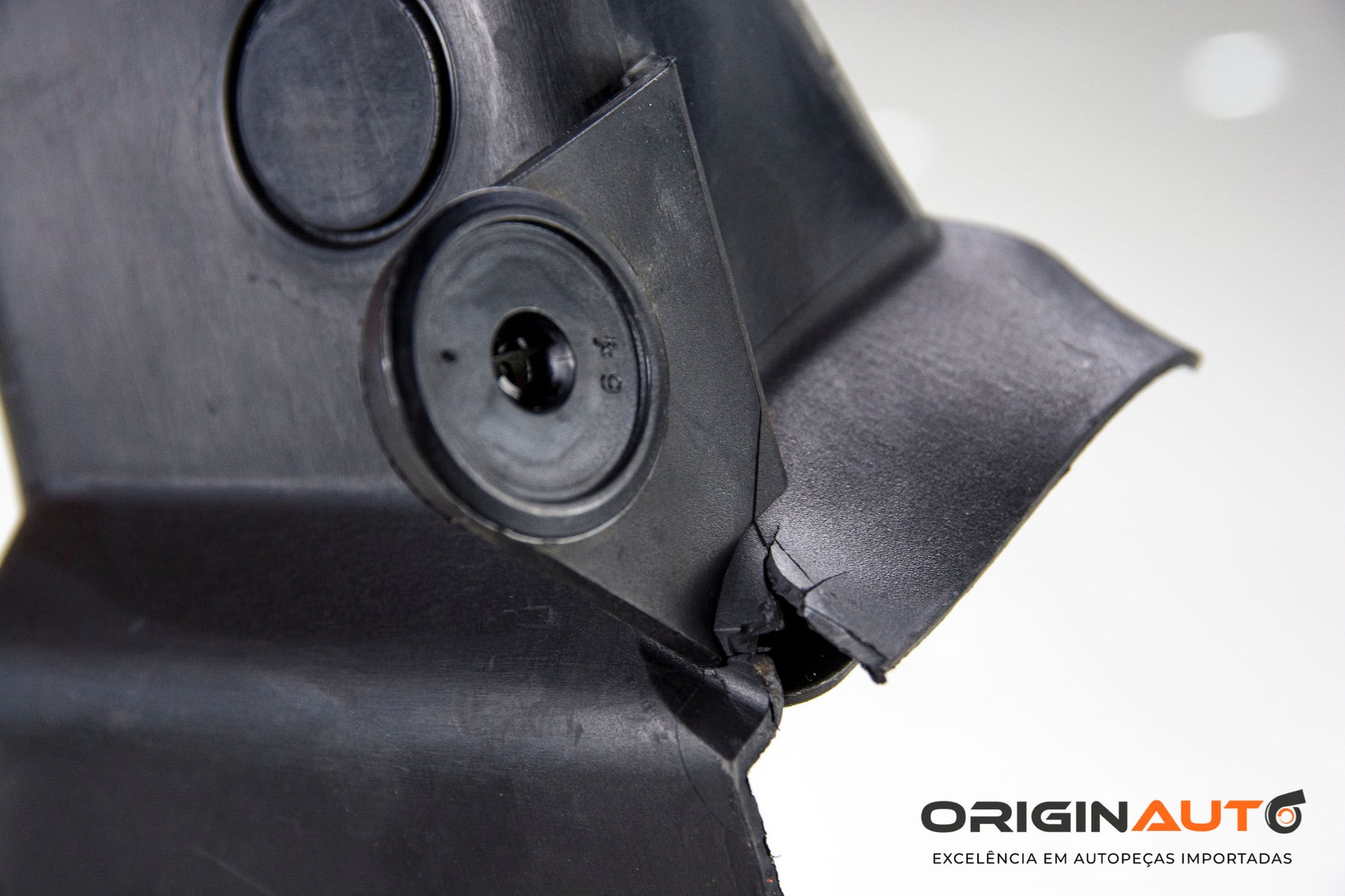 Dreno De Agua Churrasqueira Esquerda Bmw 335I 2010 6925977