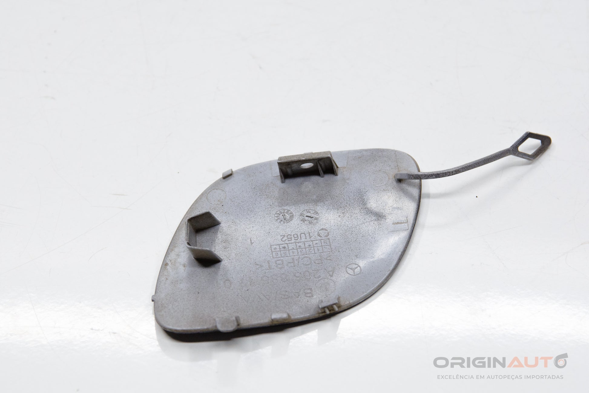 Cobertura Reboque Dianteiro Mercedes C200 W205 2019 A2058851701